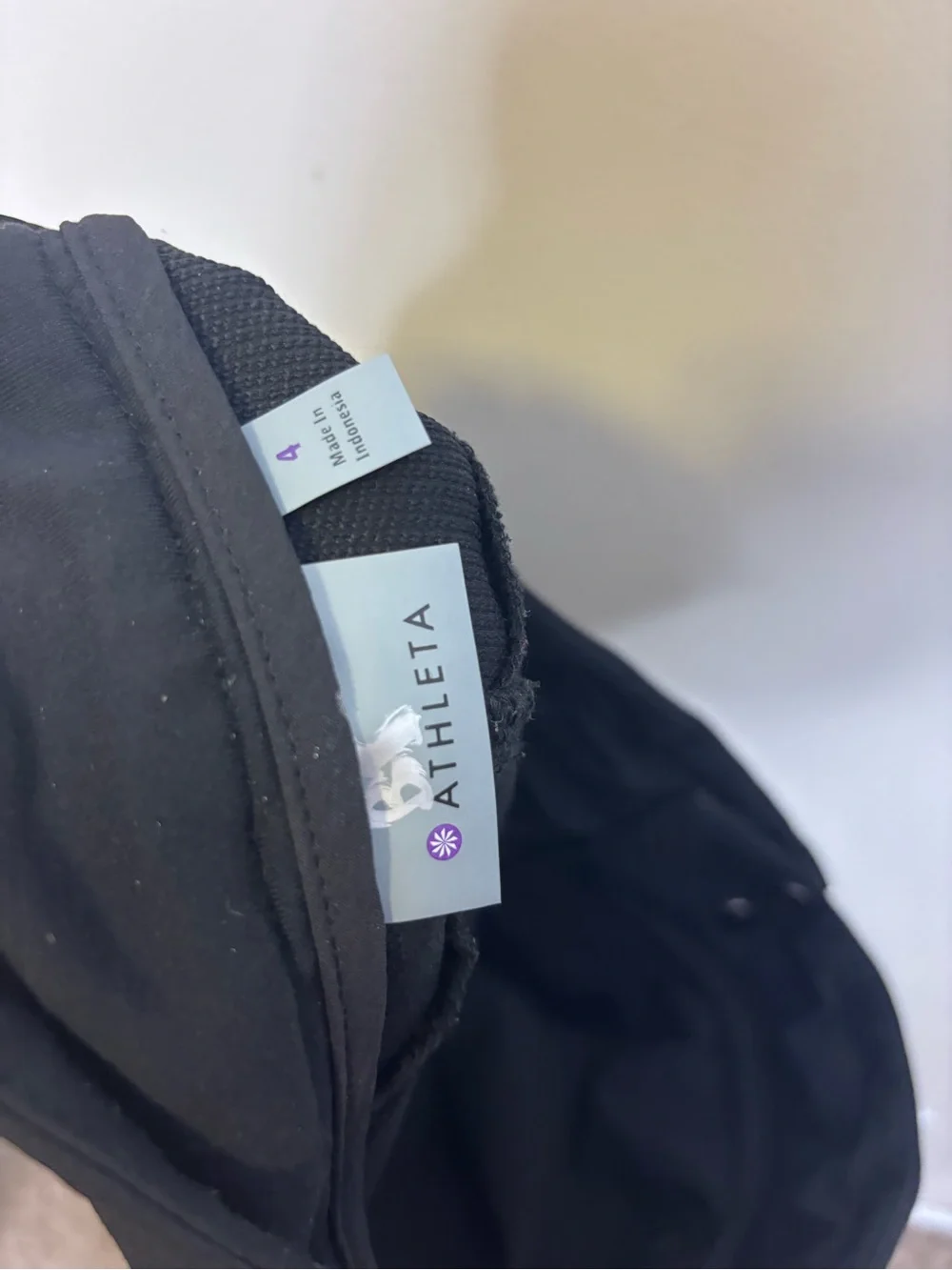 Athleta Black Zip-Detail Pockets and Bottom Performance Pants Women’s 4